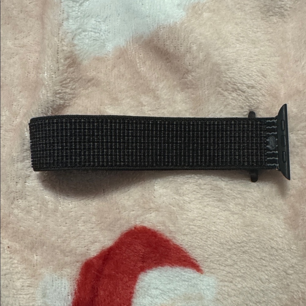 Apple- Nike 44mm Black Mesh Watch Band